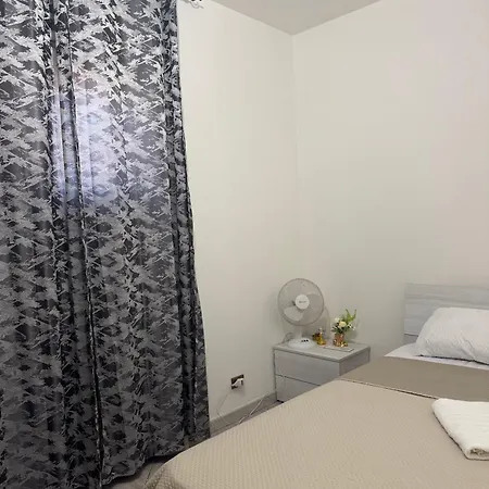 La Marinella Bed and breakfast *